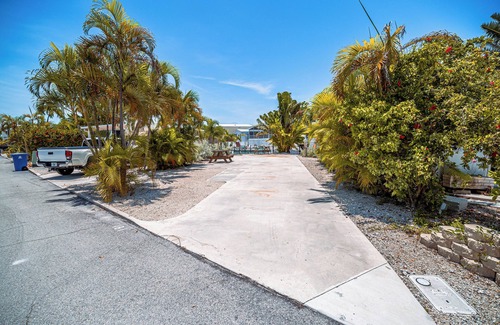 Cutthroat Harbor Estates RV Rental | Endless Summer Hideaway - lot 181