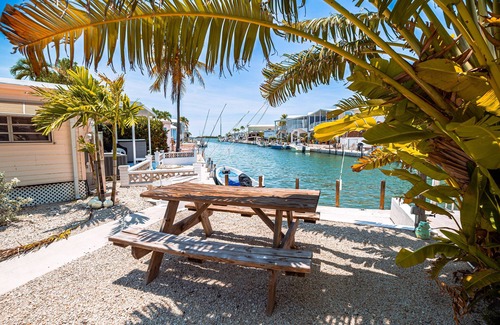 Cutthroat Harbor Estates RV Rental | Endless Summer Hideaway - lot 181