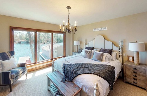Georgian Bay House | Endless Summers Fabulous Lake oasis