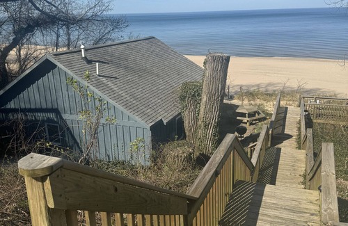 South Haven Cabin | Endless Sunsets Cabin 4