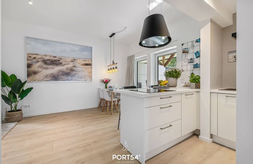 Emmelsbull Apartment | Engelsnest - for 4 persons, 30 min from Sylt, idyllic and absolute peace with Hu