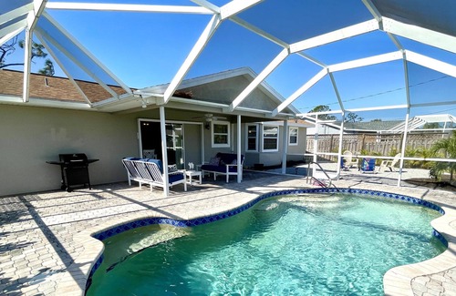 Grove City House | Englewood 2861 - Relax & Soak Up The Sun!