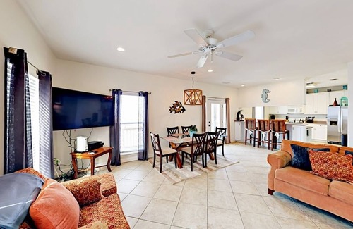 Fort Morgan Pines House | Enjoy a 3-bedroom vacation home just 29 minutes from Gulf Shores Beach