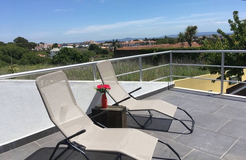 Caparica House | Enjoy a 50 m² terrace with a magnificent view