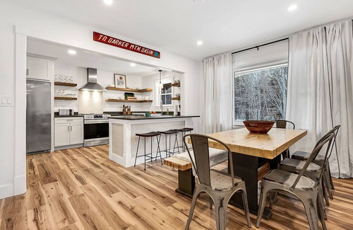 Sunday River Area House | Enjoy a 90 Second, Traffic-Free drive to Sunday River’s South Ridge Lodge!