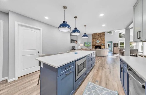 Westlake Corner House | Enjoy a beautiful Fall weekend on Smith Mountain Lake!