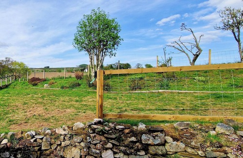 Pitlochry Cottage | Enjoy a break at any time of the year in this comfortable cottage.
