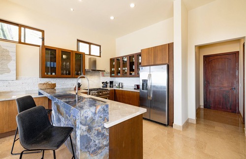 Coco House | Enjoy a breathtaking ocean view overlooking the entire bay of Coco Beach