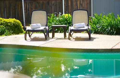 Redding House | Enjoy a Hot Tub and a Pool at our Redding House Retreat