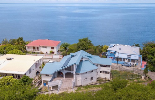 Pointe-Noire House | Enjoy a magnificent sunset with a breathtaking view of the sea