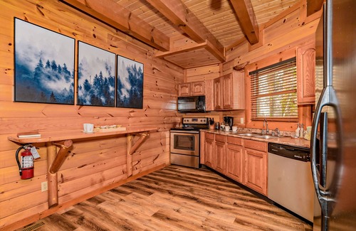 Cosby Cabin | Enjoy a Private Indoor Heated Pool Cabin 3 Minutes From the National Park