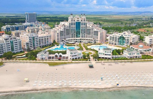 Pomorie Apartment | Enjoy a relaxing family vacation at the sea in Apartment Sunset resort C8-24