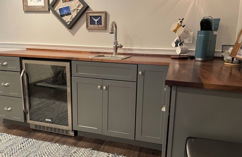 South Chatham House | Enjoy a relaxing retreat. Easy access: Beaches, Bike Path, & Great restaurants.