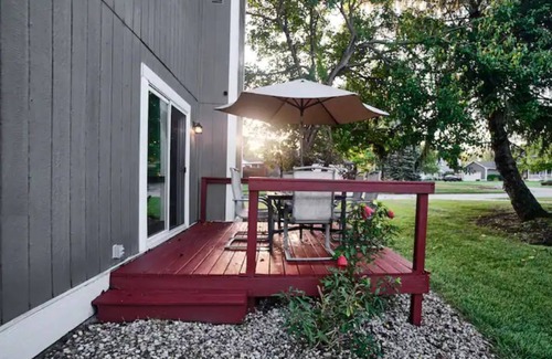 Fishers House | Enjoy a stylish/artsy experience at this centrally-located Fishers Indiana home