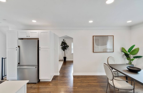 Huntington Woods Apartment | Enjoy a stylish experience at this unique, modern flat
