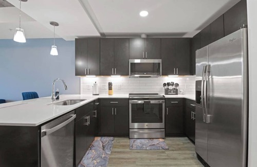 Midtown Apartment | Enjoy a stylish experience at this centrally-located Midtown Atlanta vibe