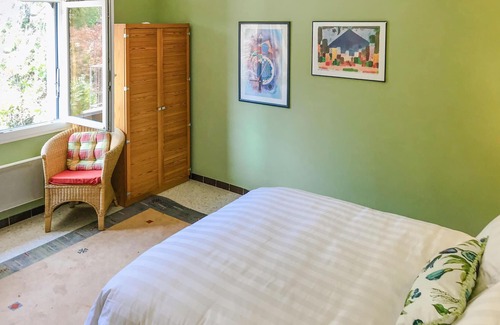Quinson House | Enjoy a wonderful vacation in this inviting vacation home with pool in a fantastic location close to