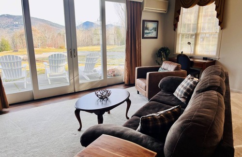 Bartlett House | Enjoy Amazing Views @ 1BR Chateâu w/1 King + Sofa