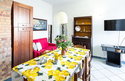 Pollica Apartment | Enjoy an unforgettable vacation in this inviting vacation apartment.