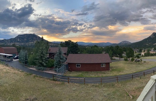 Carriage Hills House | Enjoy Beautiful Mountain Views in all directions at the Mountain Meadow House