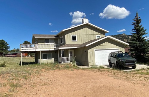 Carriage Hills House | Enjoy Beautiful Mountain Views in all directions at the Mountain Meadow House