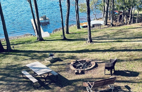 Crandon Cottage | Enjoy Bishop Lake ice fishing along snowmobile trails and garage your sled!