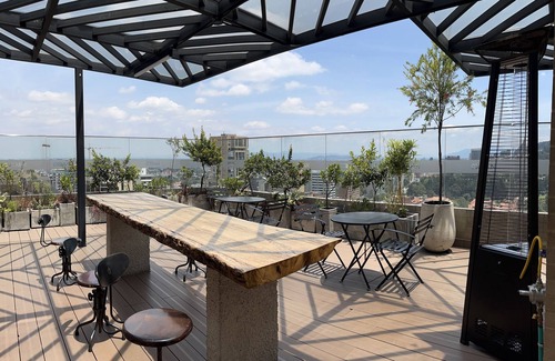 Santa Fe Apartment | Enjoy Bogotá from penthouse at Centro Internacional with great view/free parking