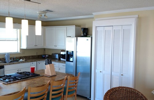 Gulf Shores Cottage | Enjoy easy Beach access from "Bonnie Dune" our cottage on Little Lagoon!