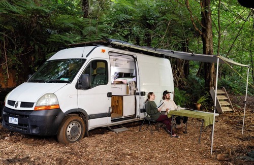 Kallista House | Enjoy elegant campervan comforts in the heart of an ancient fern forest