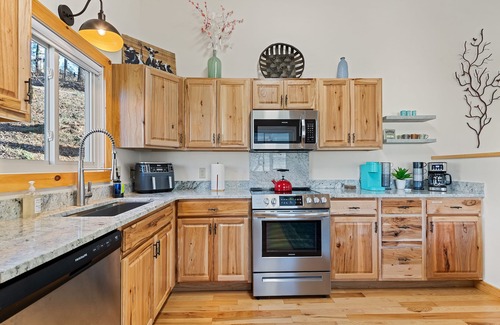 Waynesville Cabin | Enjoy Fabulous Home w/Hot Tub-Private-Amenities