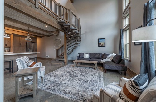 Coram Condo | Enjoy Glacier Here! New 2bed/2 bath Condo- 7 mi to GNP- Adventure Awaits #2-4