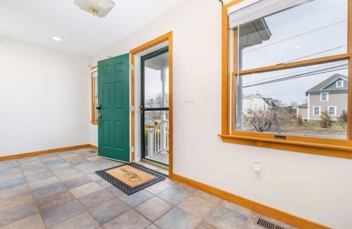Manchester House | Enjoy Homey Space in Manchester!
