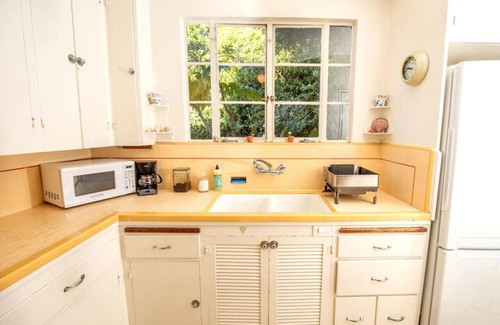 West Beach Apartment | Enjoy indoor-outdoor living, a full kitchen and walk to beach and state st.