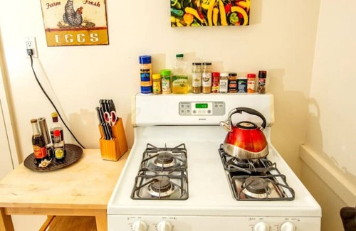 West Beach Apartment | Enjoy indoor-outdoor living, a full kitchen and walk to beach and state st.