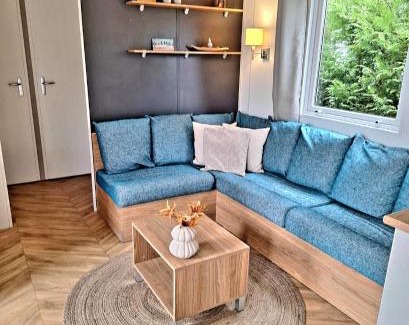 Lauwersoog Ski Chalet | EnJoy Natur, See und Meer Chalet Lauwersoog- 1-6 Pers- 3 Schlafzimmer, 2 Badezimmer