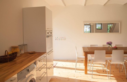 Lunow House | Enjoy nature in the countryside in a large cottage on the lake with beautiful garden