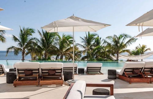 Downtown Cancun Hotel | Enjoy Oceanview Escape | Poolside Suite in Vibrant Puerto Cancun