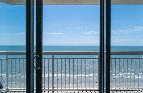 Crescent Beach Condo | Enjoy our beachfront property!