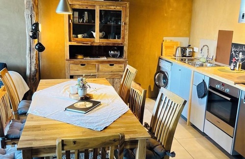 Nortmoor Apartment | Enjoy peace, space & river views at the Deichhasenhof Ostfriesland