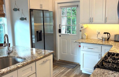 Newland Cottage | Enjoy River Front Living in Linville Land Harbor.Waterfront Views,Modern Cottage