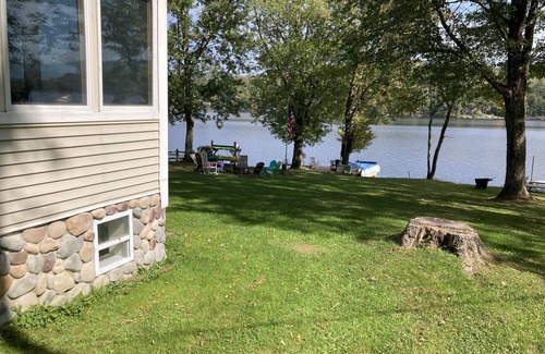 Castleton House | Enjoy S'more Vacation at our waterfront Lake Bomoseen 4 season house!