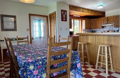 Mid-Coast and Islands Cottage | Enjoy Stunning Ocean Views & Coastal Access at Sea Mist Overlook!