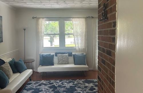 Rock Point House | Enjoy Summer Days and Starry Nights on Charleston Creek!