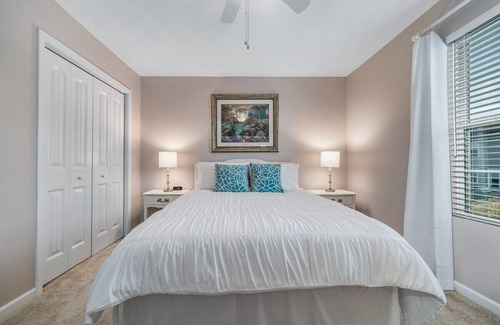 Bluff City House | Enjoy the comfort of this luxurious home with outstanding facilities in the serene neighborhood.