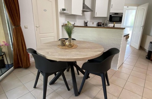 Municipality of Harderwijk House | Enjoy the detached Basic Bungalows, ideal for smaller groups up to 4 people.