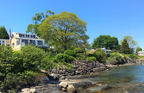 Mid-Coast and Islands House | Enjoy the Fall Colors on the Coast of Maine!