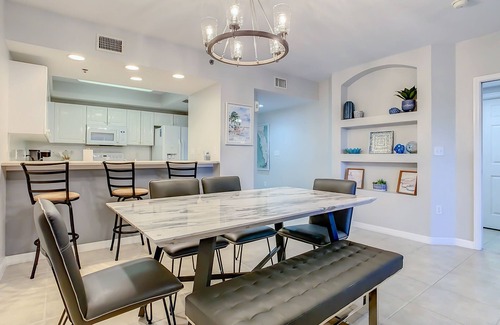 New Smyrna Beach Condo | Enjoy the gorgeous sunset in this beautiful 3/2 condo ~ OW9-305