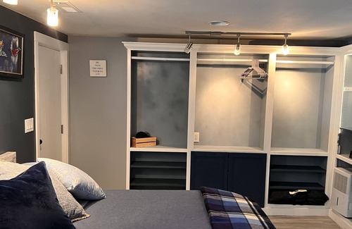 South Hill Apartment | Enjoy the heart of Bellingham!