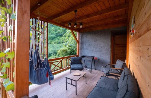 Cayeli House | Enjoy the jacuzzi in the suite,Fully equipped kitchen.Two km from the city.