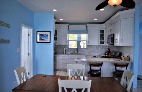 Great Exuma House | Enjoy the most beautiful beach on the Island! Steps from amazing white sand.